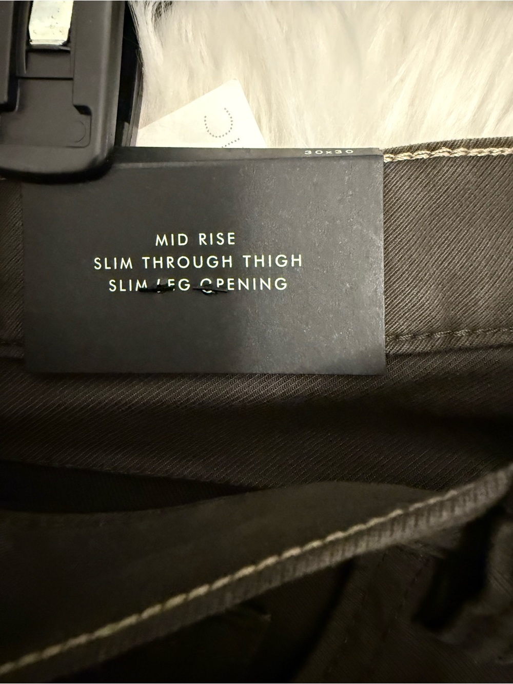 NWT Traveler Banana Republic Slim Twill Traveler Pants Deep Green Olive 30x30 - Picture 5 of 6